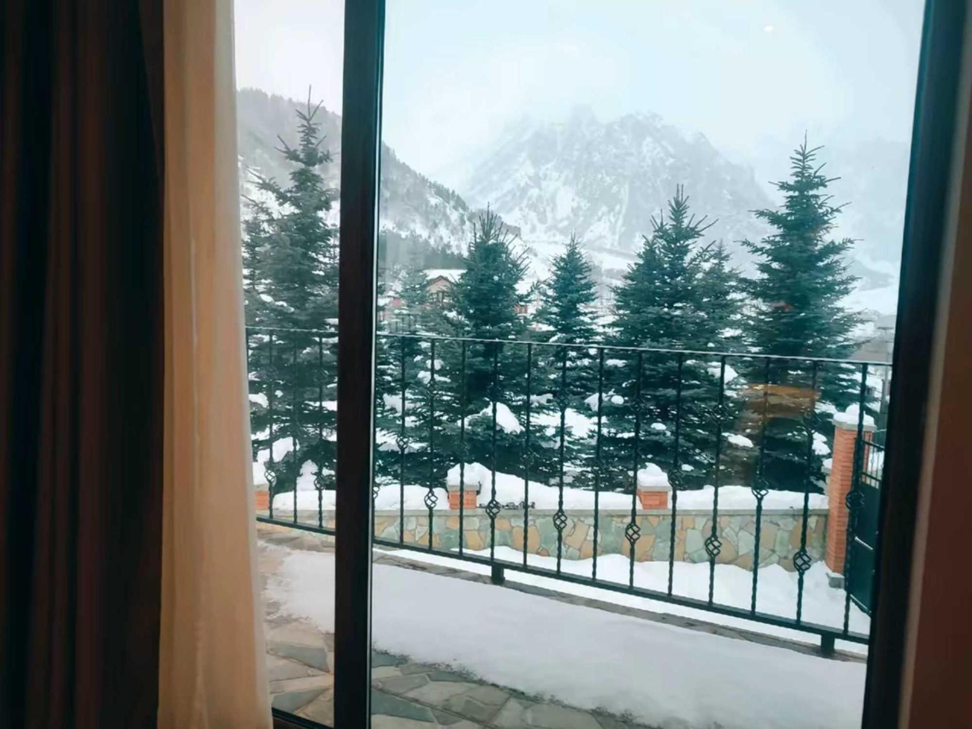 Vardisubani Villa Kazbegi Εξωτερικό φωτογραφία