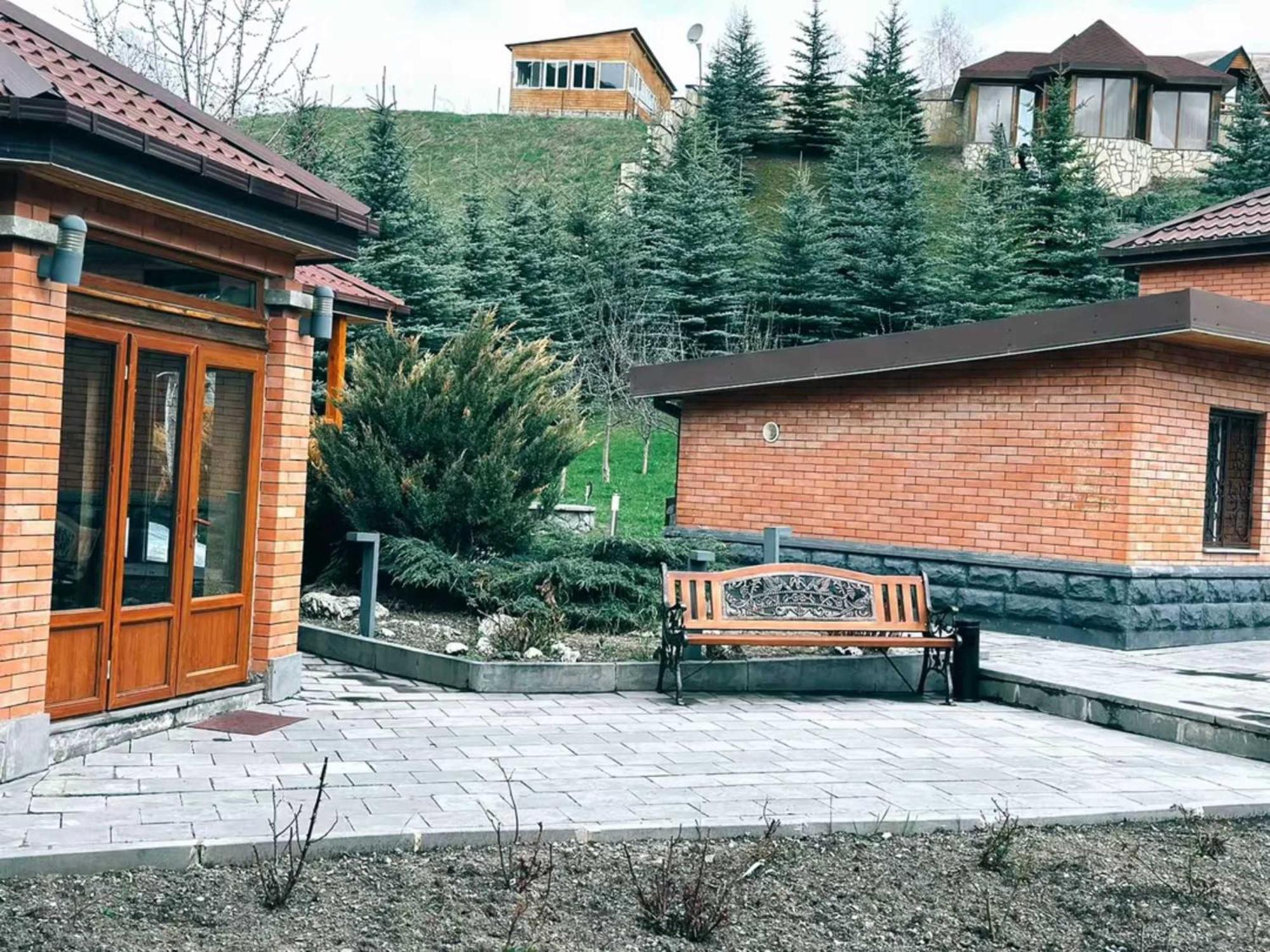 Vardisubani Villa Kazbegi Εξωτερικό φωτογραφία