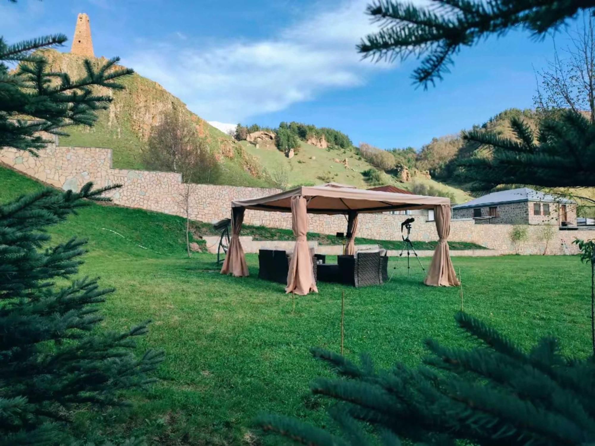 Vardisubani Villa Kazbegi Εξωτερικό φωτογραφία