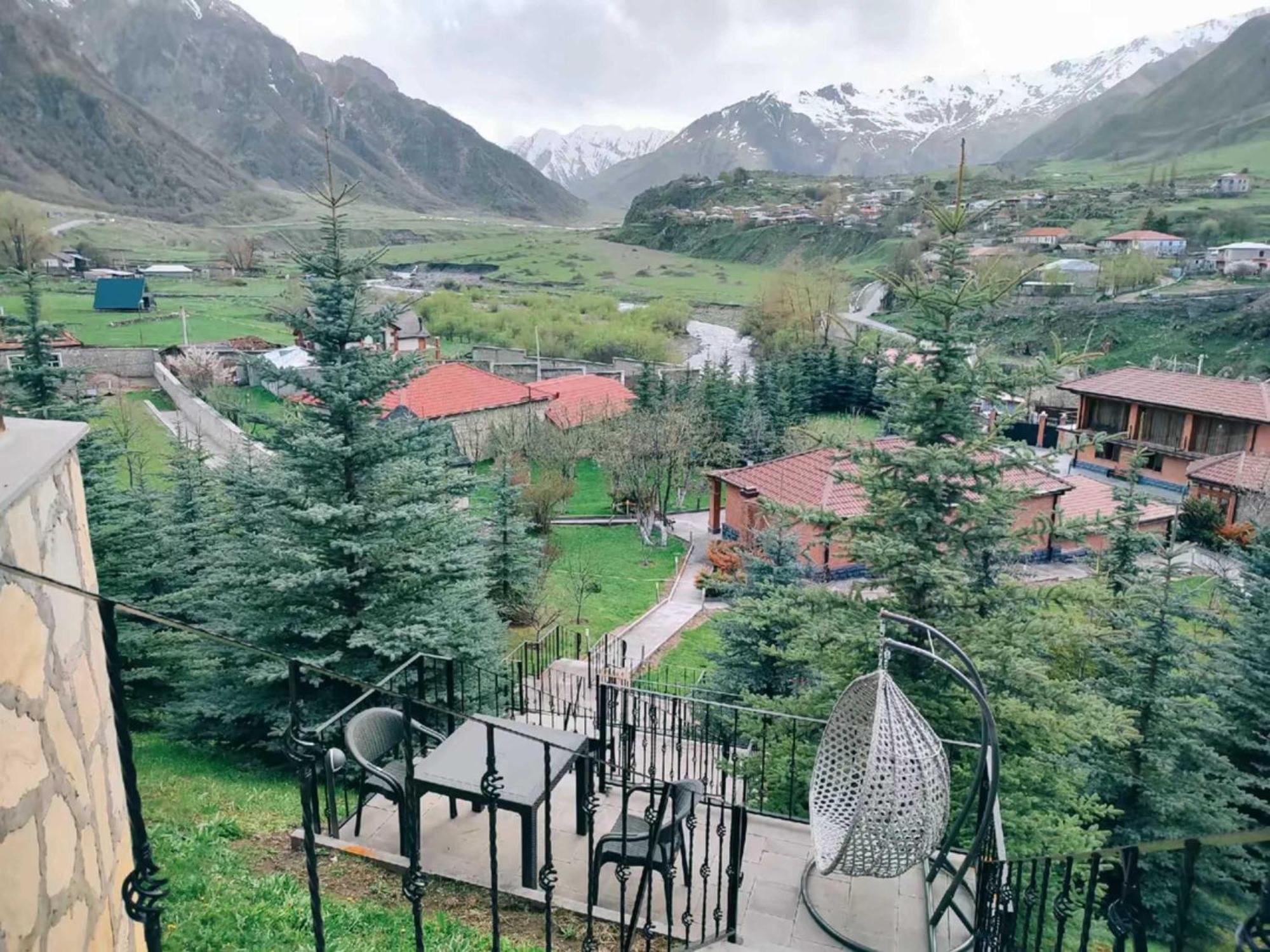 Vardisubani Villa Kazbegi Εξωτερικό φωτογραφία